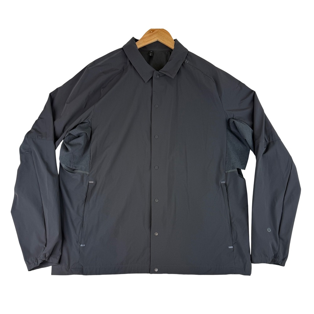 Lululemon Lab Coaches Jacket Mens XL Grey Snap Front Ventilated Stretch Coat